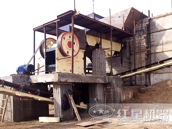 4009*600石子顎破機作業(yè)現場