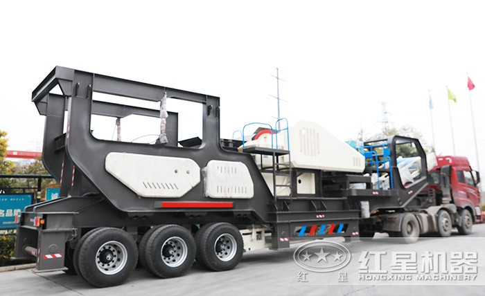 開(kāi)著走的車載流動(dòng)破碎機(jī)