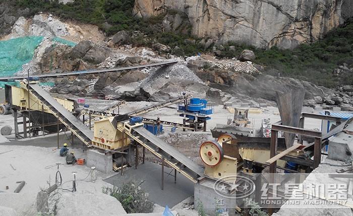 紅星小型鄂破機(jī)生產(chǎn)線現(xiàn)場圖