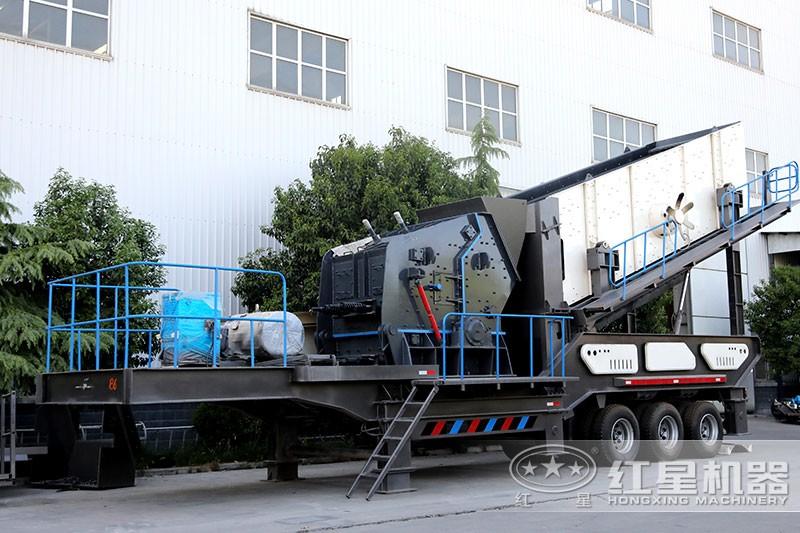 大型移動沙石機(jī)：破碎+篩分