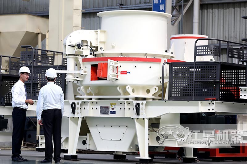 一對一為客戶講解設備，可按照客戶需求定制設備