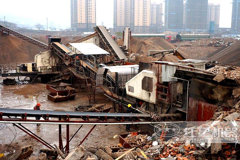 建筑垃圾粉碎機(jī)現(xiàn)場(chǎng)展示，可就近現(xiàn)場(chǎng)考察