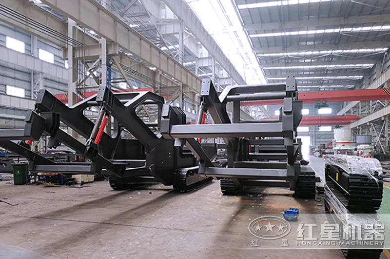 可來廠參觀移動碎石機取材、生產(chǎn)工藝