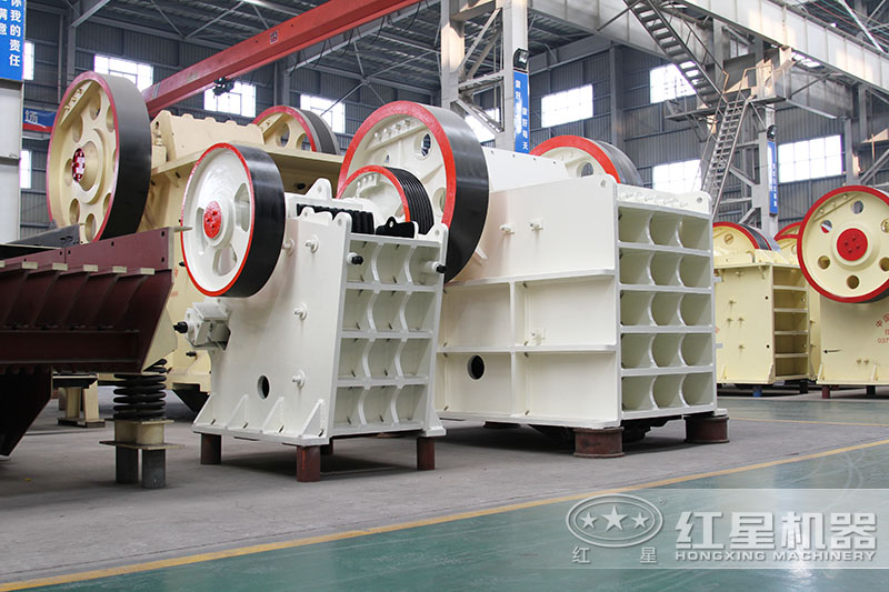 石英砂破碎機(jī)種類多，型號全，什么價位都有