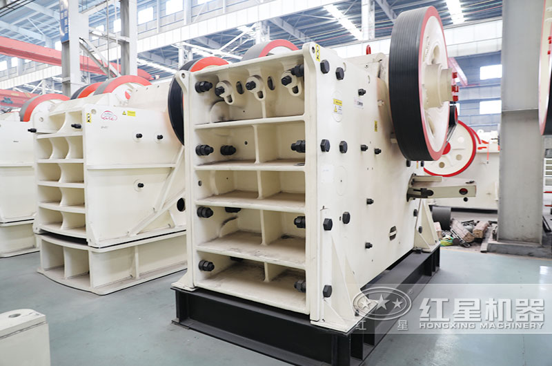 每小時(shí)500噸大型破碎機(jī)多少錢一臺？