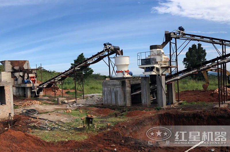 圓錐破碎機生產現(xiàn)場